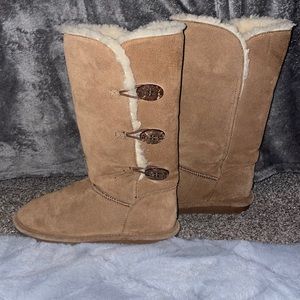 Womens BearPaw Button Boots
